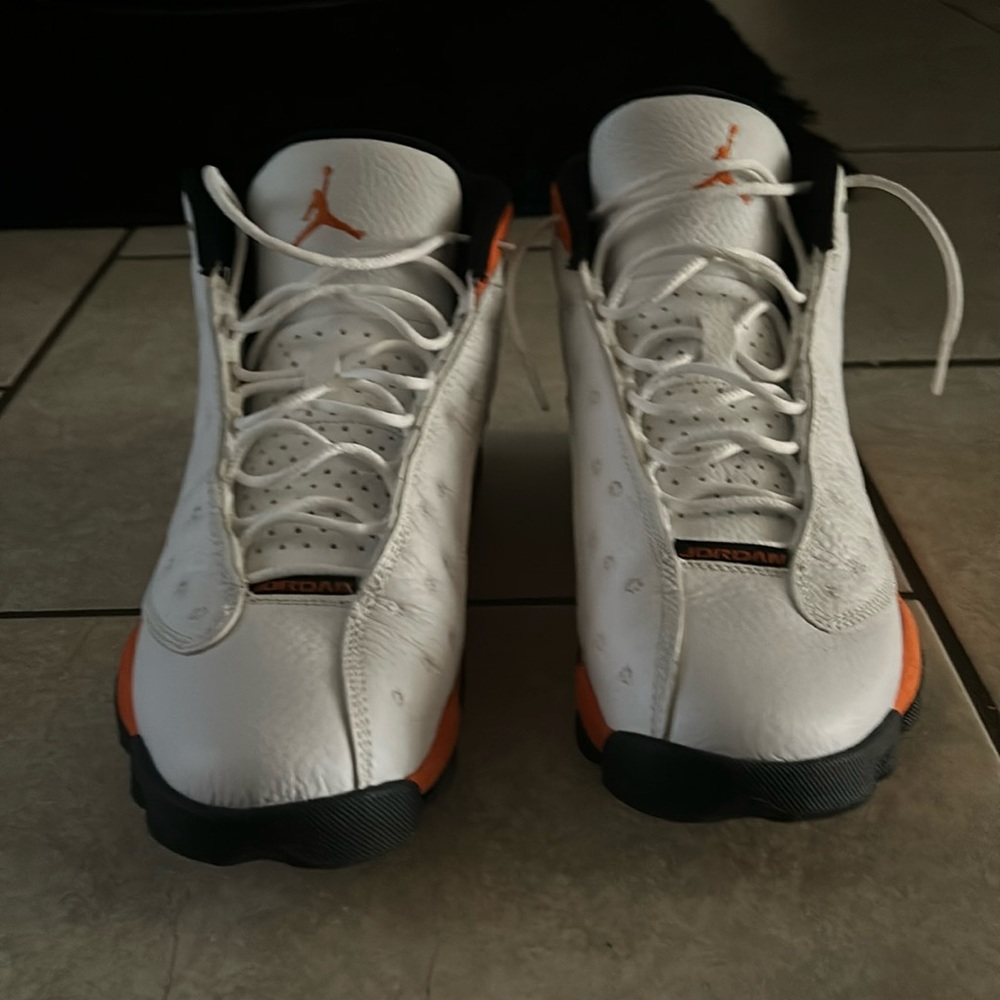 jordan13 white and orange size 8.5